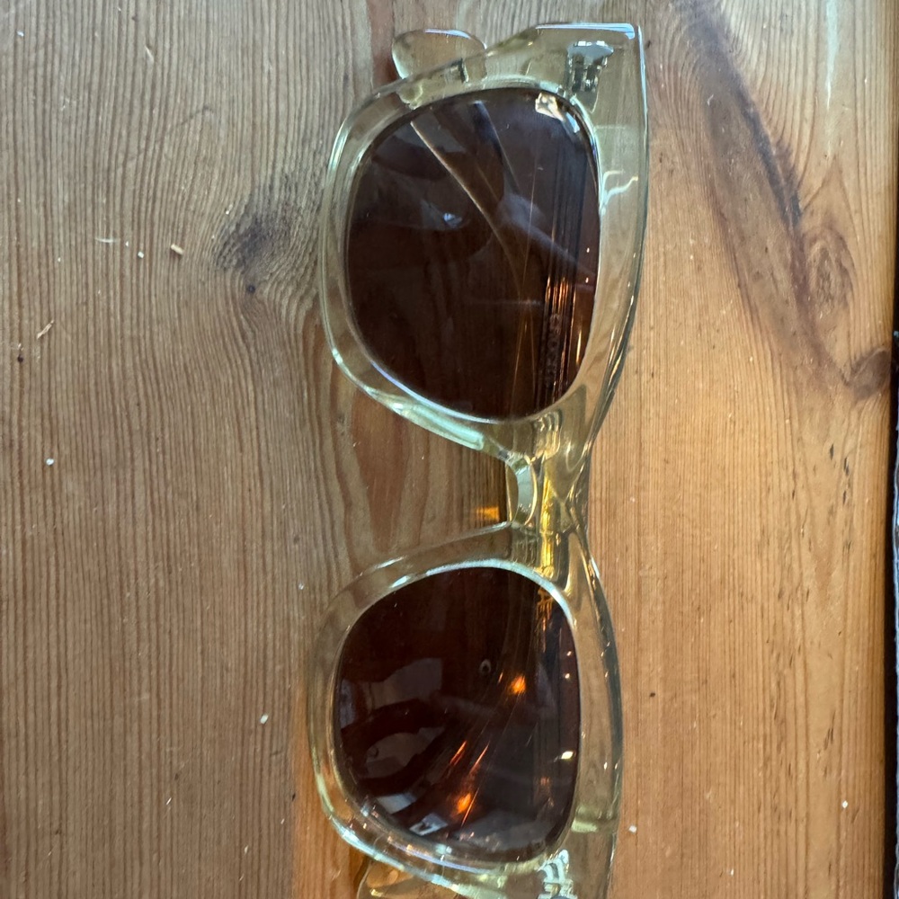 BRAND NEW POLARIZED Gold Sunglasses for Women